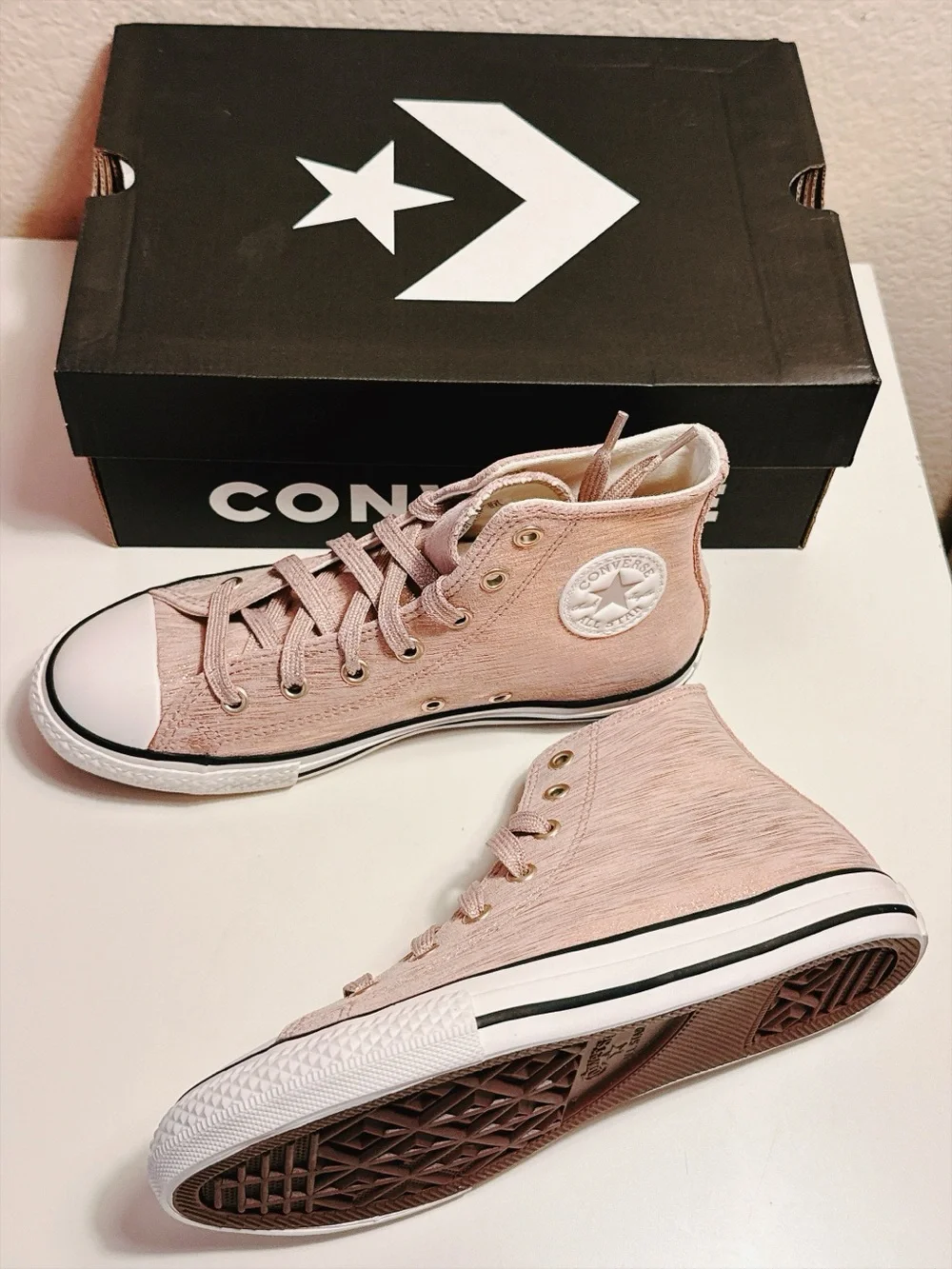 Converse Chuck Taylor All Star High Top Rose Gold Metallic Junior 3 662800C NIB